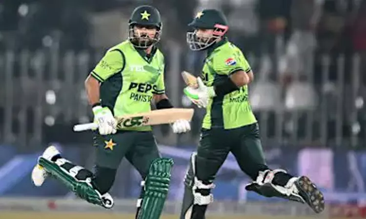 அவுட் ஆனதால் விரக்தி.. கோபத்தில் பாக்.வீரர் செய்த செயல்.. ஐ.சி.சி. தண்டனை