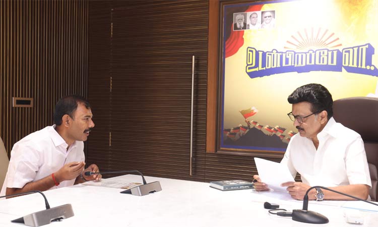 கோவை மாவட்ட திமுக நிர்வாகிகளுடன் முதல்-அமைச்சர் மு.க.ஸ்டாலின் ஆலோசனை