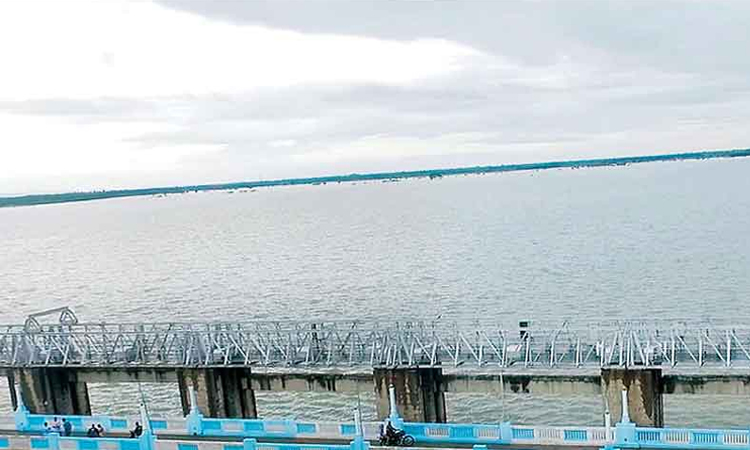 விழுப்புரம்: விடூர் அணை நீர்த்தேக்கத்தில் இருந்து பாசனத்துக்காக தண்ணீர் திறப்பு