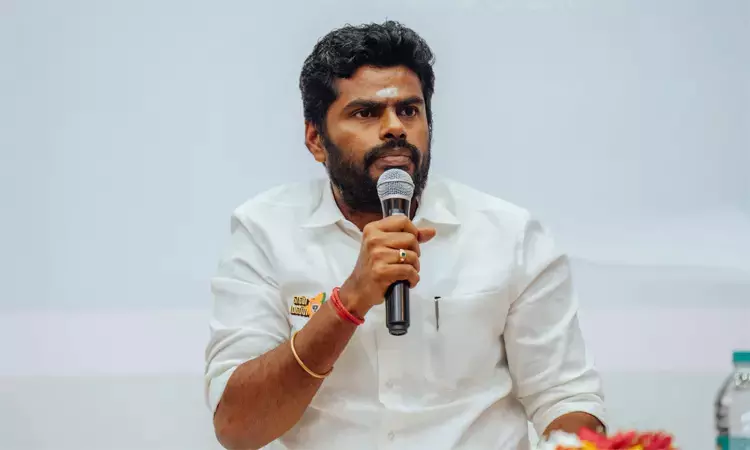 தி.மு.க. அரசின் ஊழல், தவறுகளால், நெல் விவசாயிகள் துன்பப்பட வேண்டுமா? - அண்ணாமலை கேள்வி தி.மு.க. அரசின் ஊழல், தவறுகளால், நெல் விவசாயிகள் துன்பப்பட வேண்டுமா? - அண்ணாமலை கேள்வி