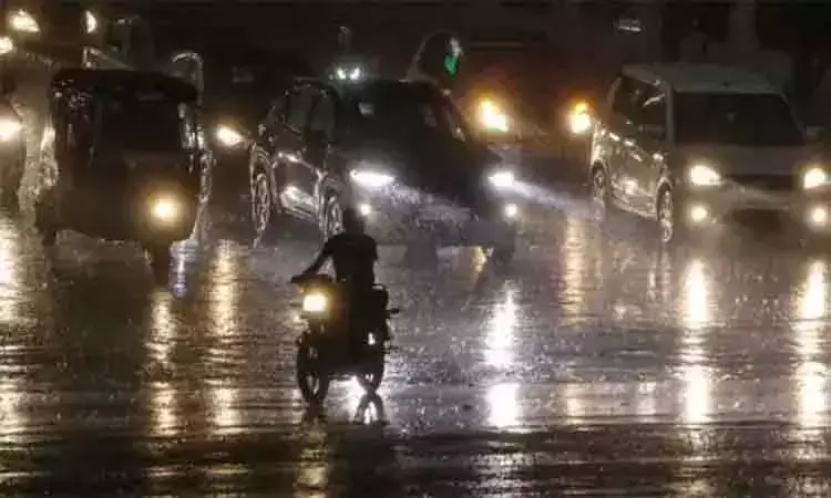 இரவு 10 மணி வரை எந்தெந்த மாவட்டங்களில் மழைக்கு வாய்ப்பு..?