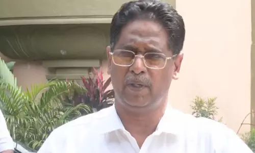 பாஜகவுக்குச் சாமரம் வீசுவதற்காகவே எஸ்.ஐ.ஆரை அதிமுக வரவேற்றுள்ளது: திமுக விமர்சனம் பாஜகவுக்குச் சாமரம் வீசுவதற்காகவே எஸ்.ஐ.ஆரை அதிமுக வரவேற்றுள்ளது: திமுக விமர்சனம்