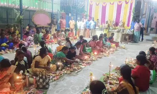 கீழ்பென்னாத்தூர் திரௌபதி அம்மன் கோவிலில் திருவிளக்கு பூஜை கீழ்பென்னாத்தூர் திரௌபதி அம்மன் கோவிலில் திருவிளக்கு பூஜை