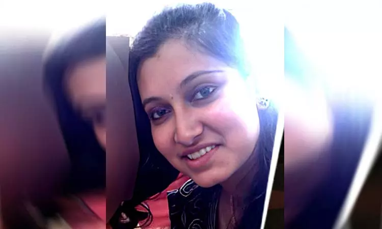 ஆஸ்திரேலியா: சாலையில் நடந்து சென்ற 8-மாத இந்திய கர்ப்பிணி பெண் கார் மோதி பலி