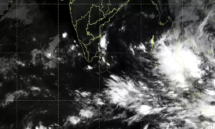 லட்சத்தீவுக்கு நகர்ந்தது காற்றழுத்த தாழ்வு