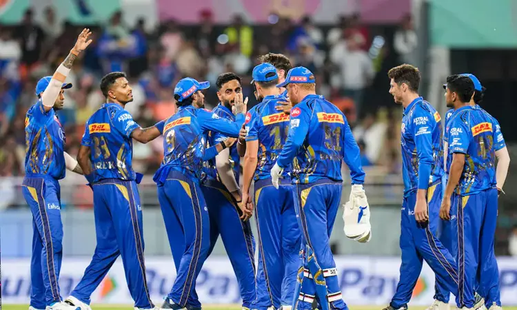 ஐ.பி.எல்.2026: மும்பை இந்தியன்ஸ் அணியின் பிளேயிங் லெவனை தேர்வு செய்த முன்னாள் வீரர்