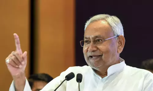 பீகார் முதல்-மந்திரியாக நிதிஷ்குமார் இன்று பதவியேற்பு பீகார் முதல்-மந்திரியாக நிதிஷ்குமார் இன்று பதவியேற்பு