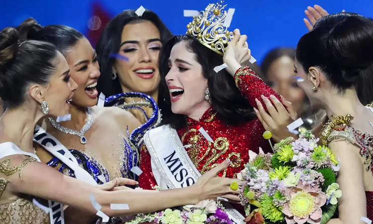 மிஸ் யுனிவர்ஸ் அழகி பட்டத்தை வென்றார் மெக்சிகோவின் பாத்திமா போஷ்.!