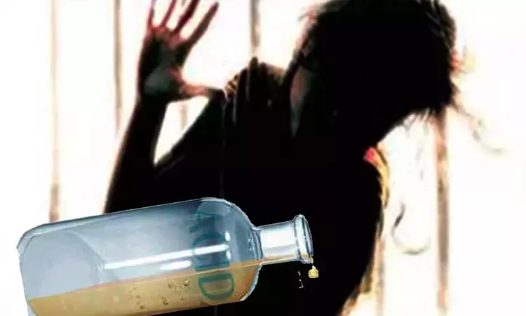 குடும்பத்தகராறில் ஆசிட் வீசி பெண் கொலை - கணவர் கைது