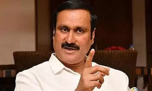 பழைய ஓய்வூதியத் திட்டம்: அரசு ஊழியர், ஆசிரியர்களுக்கு மீண்டும் துரோகம் செய்த திமுக - அன்புமணி கண்டனம்