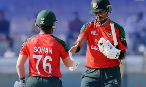 ஆசிய கோப்பை அரையிறுதி: இந்திய அணிக்கு கடின இலக்கு நிர்ணயித்த வங்காளதேசம் ஆசிய கோப்பை அரையிறுதி: இந்திய அணிக்கு கடின இலக்கு நிர்ணயித்த வங்காளதேசம்