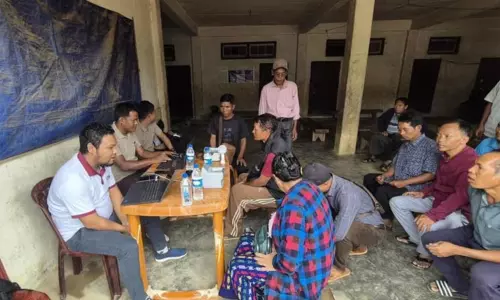 மியான்மர் அகதிகளின் பயோமெட்ரிக் பதிவு 58 சதவீதம் நிறைவு; மத்திய உள்துறை அமைச்சகம் தகவல்