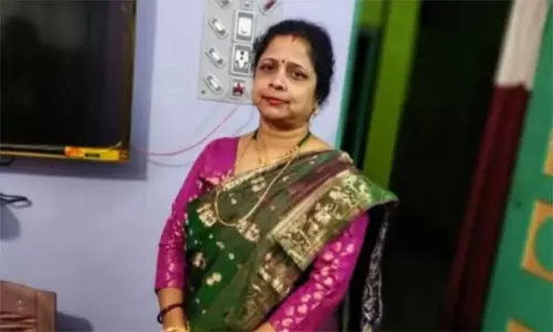 மேற்கு வங்காளத்தில் மற்றொரு சம்பவம்: வாக்குச்சாவடி நிலை அலுவலர் தற்கொலை