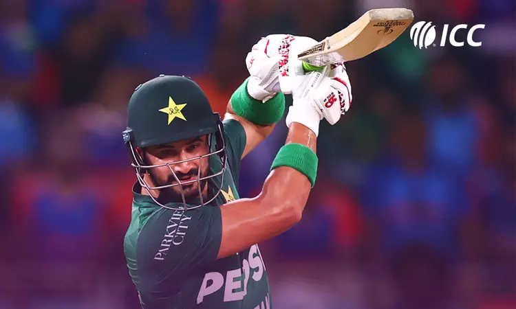 முத்தரப்பு டி20 தொடர்: இலங்கை அணியை வீழ்த்தி பாகிஸ்தான் வெற்றி