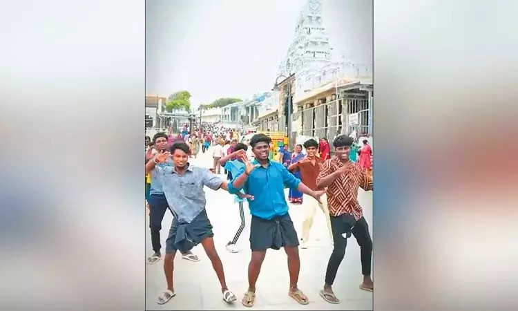 திருச்செந்தூர் கோவிலில் வாலிபர்கள் அத்துமீறல்:... ... இன்றைய முக்கிய செய்திகள்.. சில வரிகளில்.. 23-11-2025