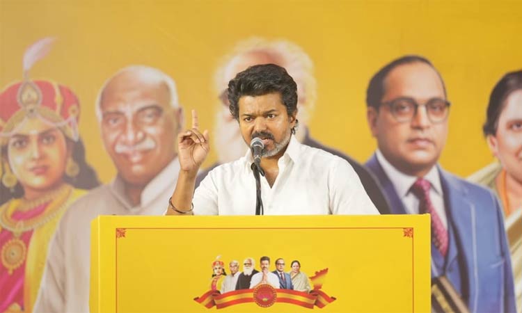 “தவெகவினர் தற்குறிகள் அல்ல.. அரசியல் மாற்றத்திற்கான அறிகுறி..” - மக்கள் சந்திப்பில் விஜய் பரபரப்பு பேச்சு