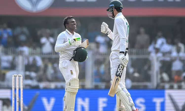 2-வது டெஸ்ட்: முத்துசாமி அபார சதம்.. முதல் இன்னிங்சில் தென் ஆப்பிரிக்கா 489 ரன்கள் குவிப்பு 2-வது டெஸ்ட்: முத்துசாமி அபார சதம்.. முதல் இன்னிங்சில் தென் ஆப்பிரிக்கா 489 ரன்கள் குவிப்பு