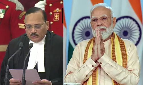 சுப்ரீம் கோர்ட்டு தலைமை நீதிபதியாக சூர்யகாந்த் பதவியேற்பு: பிரதமர் மோடி வாழ்த்து சுப்ரீம் கோர்ட்டு தலைமை நீதிபதியாக சூர்யகாந்த் பதவியேற்பு: பிரதமர் மோடி வாழ்த்து