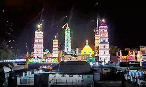 நாகை மாவட்டத்திற்கு டிசம்பர் 1-ம் தேதி உள்ளூர் விடுமுறை நாகை மாவட்டத்திற்கு டிசம்பர் 1-ம் தேதி உள்ளூர் விடுமுறை