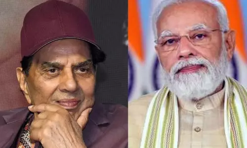 இந்தி நடிகர் தர்மேந்திரா மறைவு: பிரதமர் மோடி இரங்கல் இந்தி நடிகர் தர்மேந்திரா மறைவு: பிரதமர் மோடி இரங்கல்