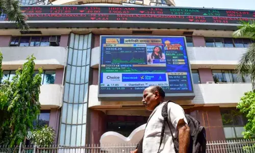 சரிவுடன் நிறைவடைந்த இந்திய பங்குச்சந்தை; இன்றைய நிலவரம்