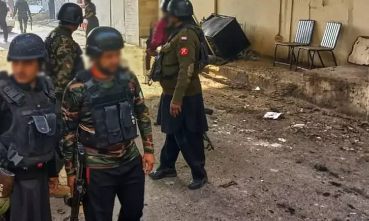 பாகிஸ்தானில் ராணுவ தலைமையகம் மீது தற்கொலைப் படை தாக்குதல்: பிரதமர் ஷெபாஸ் ஷெரீப் கடும் கண்டனம்