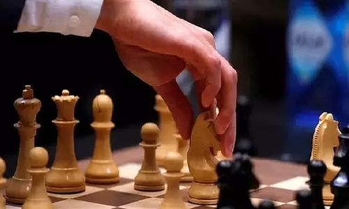 உலகக் கோப்பை செஸ்: இறுதிசுற்றின் 2-வது ஆட்டமும் ‘டிரா’ உலகக் கோப்பை செஸ்: இறுதிசுற்றின் 2-வது ஆட்டமும் ‘டிரா’