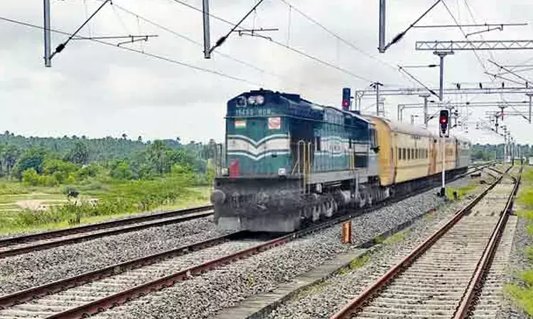 கோவை-ஜோலார்பேட்டை இடையே அதிவேக ரெயில் 2-வது கட்ட... ... இன்றைய முக்கிய செய்திகள்.. சில வரிகளில்.. 27-11-2025 கோவை-ஜோலார்பேட்டை இடையே அதிவேக ரெயில் 2-வது கட்ட... ... இன்றைய முக்கிய செய்திகள்.. சில வரிகளில்.. 27-11-2025