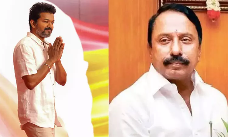 விஜய் முன்னிலையில் தவெகவில் இணைந்தார் செங்கோட்டையன்: தலைமை ஒருங்கிணைப்பாளராக நியமனம் விஜய் முன்னிலையில் தவெகவில் இணைந்தார் செங்கோட்டையன்: தலைமை ஒருங்கிணைப்பாளராக நியமனம்