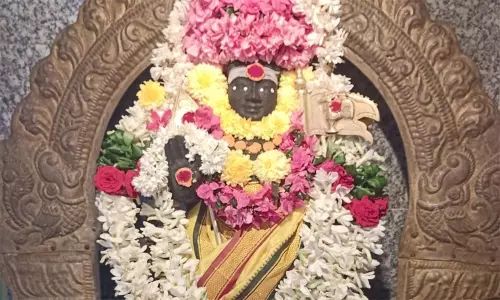 நொய்யல்: முருகன் கோவில்களில் சஷ்டி சிறப்பு வழிபாடு