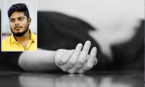 கடன் தொல்லையால் விபரீதம்: நண்பருடன் செல்போனில் பேசியபடியே ரெயில் முன் பாய்ந்து வாலிபர் தற்கொலை கடன் தொல்லையால் விபரீதம்: நண்பருடன் செல்போனில் பேசியபடியே ரெயில் முன் பாய்ந்து வாலிபர் தற்கொலை