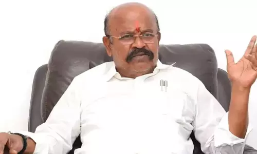 இமயமலை போன்ற அதிமுகவை யாராலும் அசைக்க முடியாது - பொள்ளாச்சி ஜெயராமன்