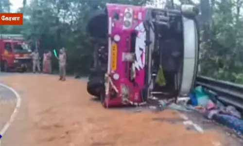 கேரளாவில் பேருந்து கவிழ்ந்து விபத்து - தமிழகத்தை சேர்ந்த அய்யப்ப பக்தர்கள் 21 பேர் காயம்