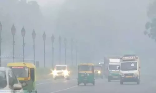 டெல்லி காற்று மாசு தொடர்பான வழக்கு: சுப்ரீம் கோர்ட்டில் வரும் 1-ந்தேதி விசாரணை டெல்லி காற்று மாசு தொடர்பான வழக்கு: சுப்ரீம் கோர்ட்டில் வரும் 1-ந்தேதி விசாரணை