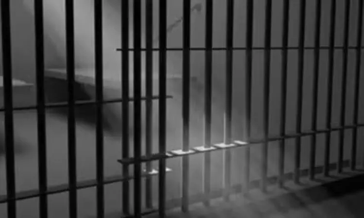 தீண்டாமை வன்கொடுமை:பெண் உள்பட ஆறு பேருக்கு 2 ஆண்டு சிறை