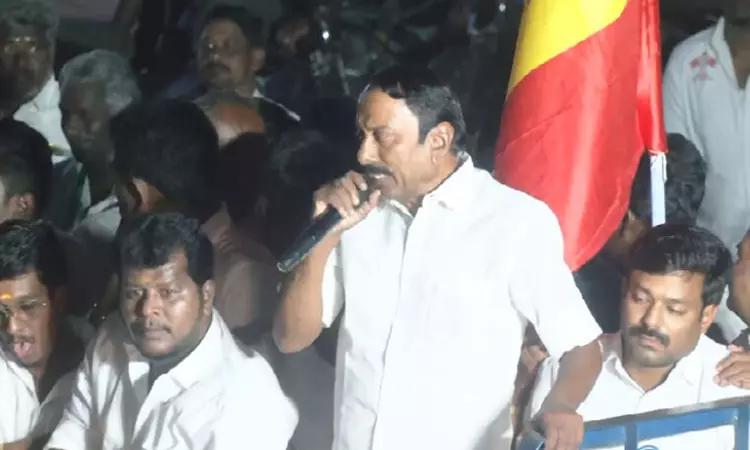 நம்முடன் பல முன்னாள் அமைச்சர்கள் வரப்போகிறார்கள் -  செங்கோட்டையன் பேச்சு