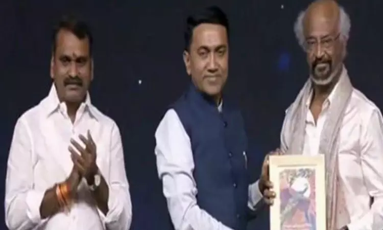 நடிகர் ரஜினிக்கு “வாழ்நாள் சாதனையாளர்” விருது