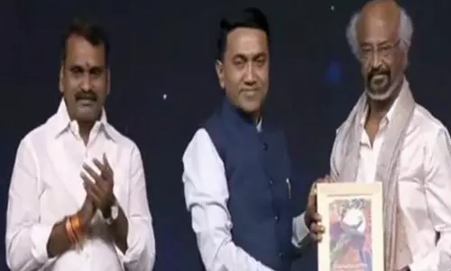 நடிகர் ரஜினிக்கு “வாழ்நாள் சாதனையாளர்” விருது