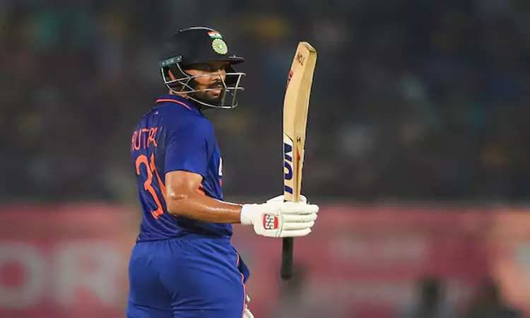 முதல் ஒருநாள் போட்டி:  இந்திய அணி ஆடும் லெவனில் ருதுராஜ் கெயிக்வாட் ?