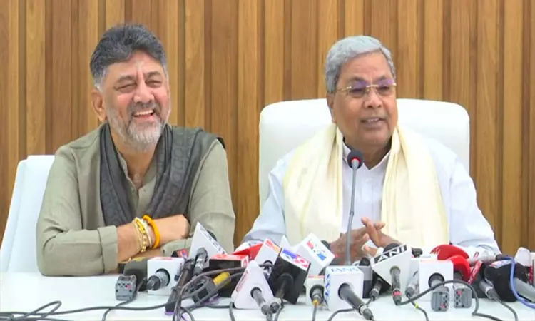 கர்நாடக அரசியல்: இட்லி-சாம்பார், உப்புமாவுடன் முடிவுக்கு வந்த முதல்-மந்திரி பதவி மோதல் கர்நாடக அரசியல்: இட்லி-சாம்பார், உப்புமாவுடன் முடிவுக்கு வந்த முதல்-மந்திரி பதவி மோதல்