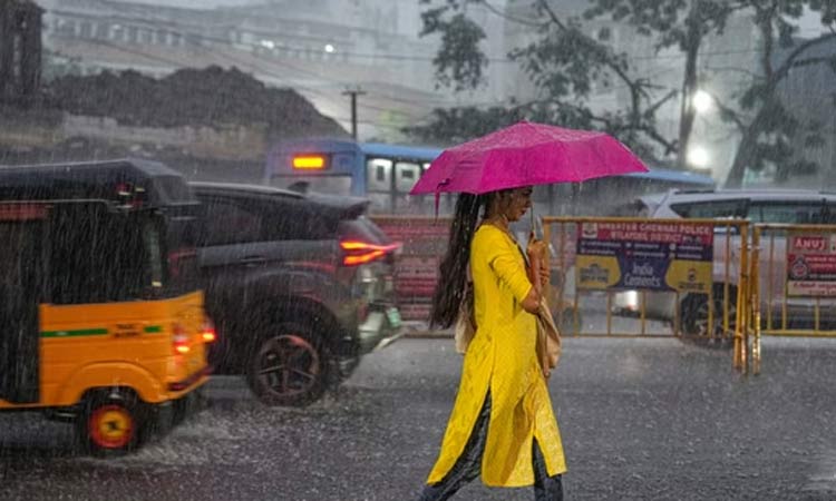 சென்னை உள்பட 4 மாவட்டங்களில் இன்று மிக கனமழைக்கு வாய்ப்பு - வானிலை ஆய்வு மையம்