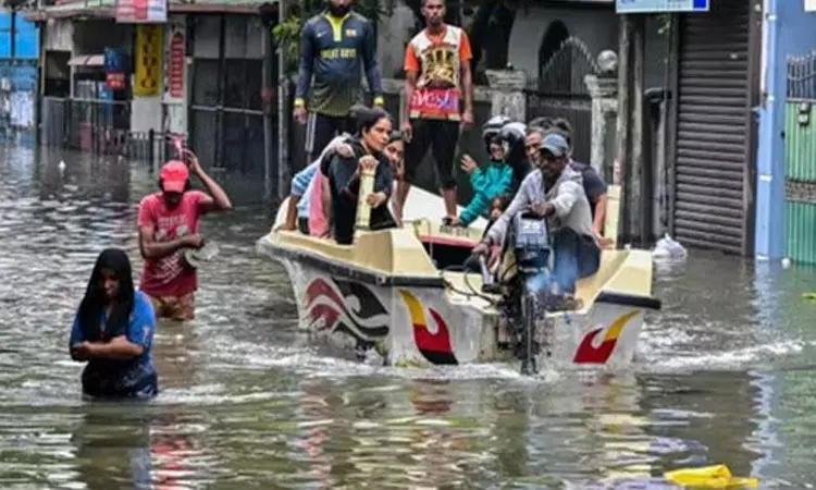 டிட்வா புயல் - இலங்கையில் பலி எண்ணிக்கை உயர்வு டிட்வா புயல் - இலங்கையில் பலி எண்ணிக்கை உயர்வு