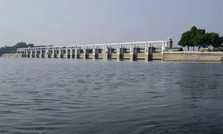 சென்னை குடிநீர் ஏரிகளில் தண்ணீர் திறப்பு குறைப்பு