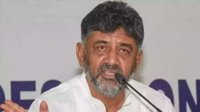 பிறரின் முதுகில் குத்துபவன் நான் அல்ல - டி.கே.சிவக்குமார் பரபரப்பு பேட்டி