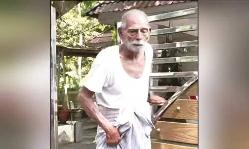 கேரளாவில் 90 வயதிலும் தேர்தலில் போட்டியிடும் நாராயணன் நாயர் கேரளாவில் 90 வயதிலும் தேர்தலில் போட்டியிடும் நாராயணன் நாயர்