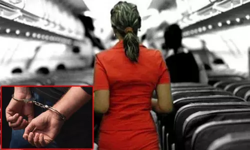 ஐதராபாத் விமானத்தில் பணிப்பெண்ணிடம் தவறாக நடக்க முயன்ற ஐ.டி. ஊழியர் கைது