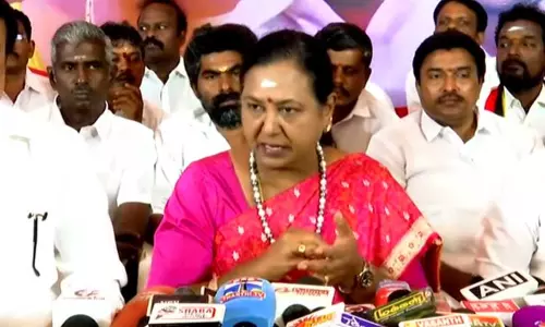 ‘தமிழகத்தில் சட்டம்-ஒழுங்கு கேள்விக்குறியாகி உள்ளது’ - பிரேமலதா விஜயகாந்த் ‘தமிழகத்தில் சட்டம்-ஒழுங்கு கேள்விக்குறியாகி உள்ளது’ - பிரேமலதா விஜயகாந்த்