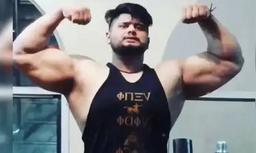 திருமண நிகழ்ச்சியில் மதுபோதையில் தகராறு செய்தவர்களை தட்டிக்கேட்ட தடகள வீரர் அடித்துக்கொலை திருமண நிகழ்ச்சியில் மதுபோதையில் தகராறு செய்தவர்களை தட்டிக்கேட்ட தடகள வீரர் அடித்துக்கொலை