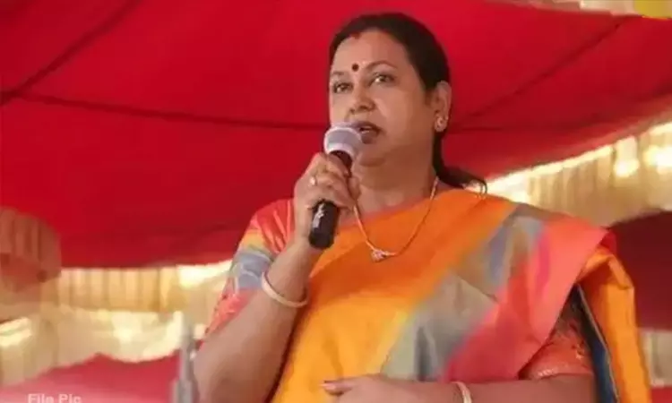 கனமழையால் தேங்கியுள்ள மழை நீரை விரைவாக அகற்ற வேண்டும் - பிரேமலதா வலியுறுத்தல்