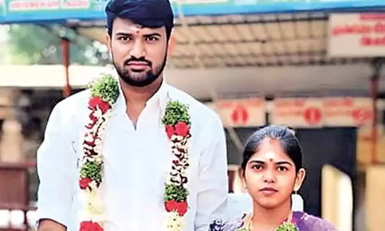 வரதட்சணை கொடுமை: ஐஏஎஸ் அதிகாரியின் மகள் தற்கொலை வரதட்சணை கொடுமை: ஐஏஎஸ் அதிகாரியின் மகள் தற்கொலை